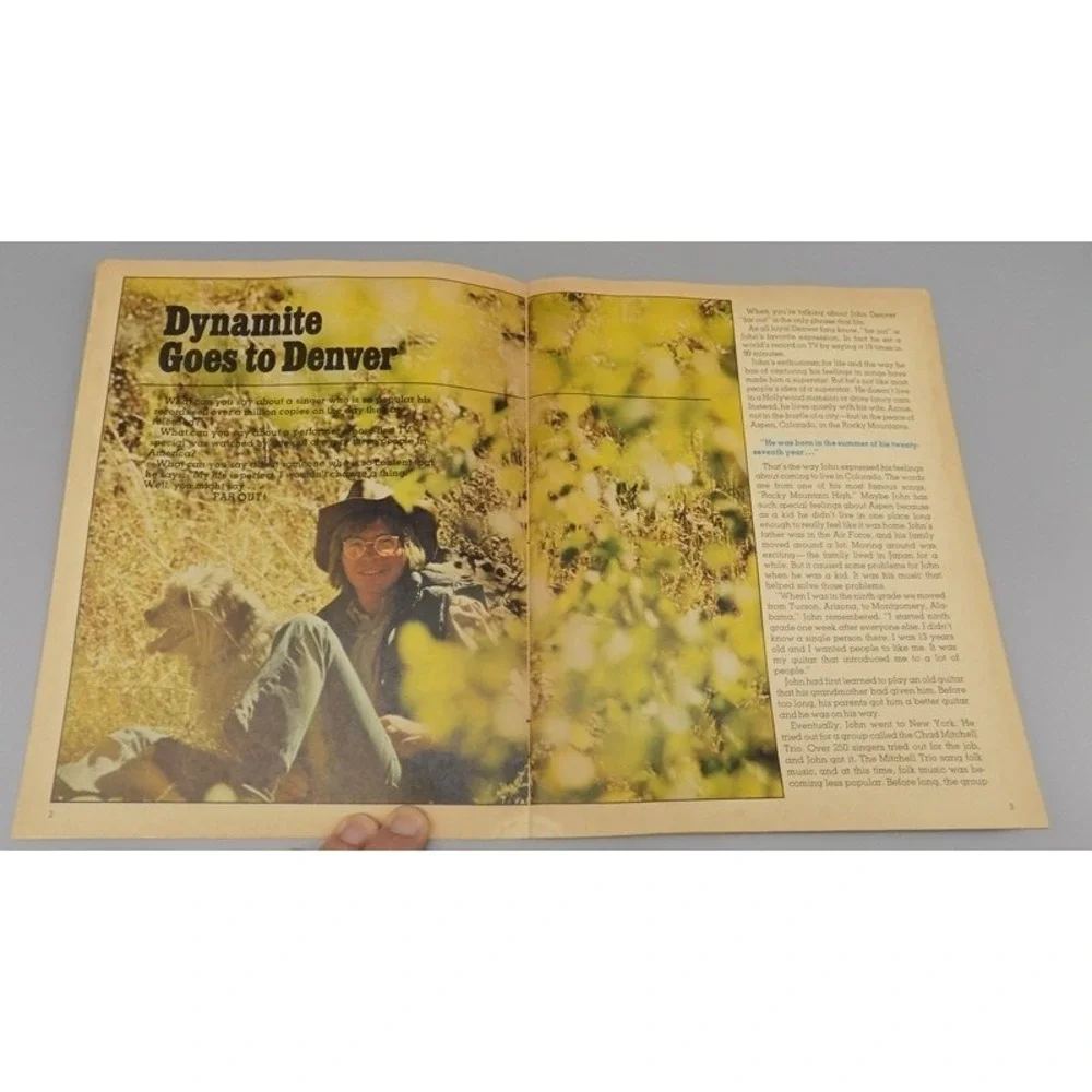 Dynamite Magazine Issue 9 w/ Fantastic Four Poster John Denver Marvel 1975